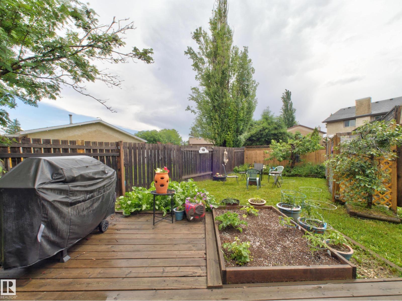 3503 42A AV NW - 56