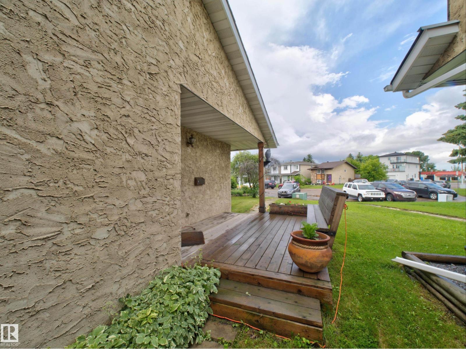3503 42A AV NW - Image 61