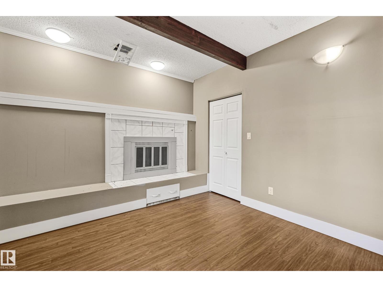 11603 SASKATCHEWAN DR NW - Image 12
