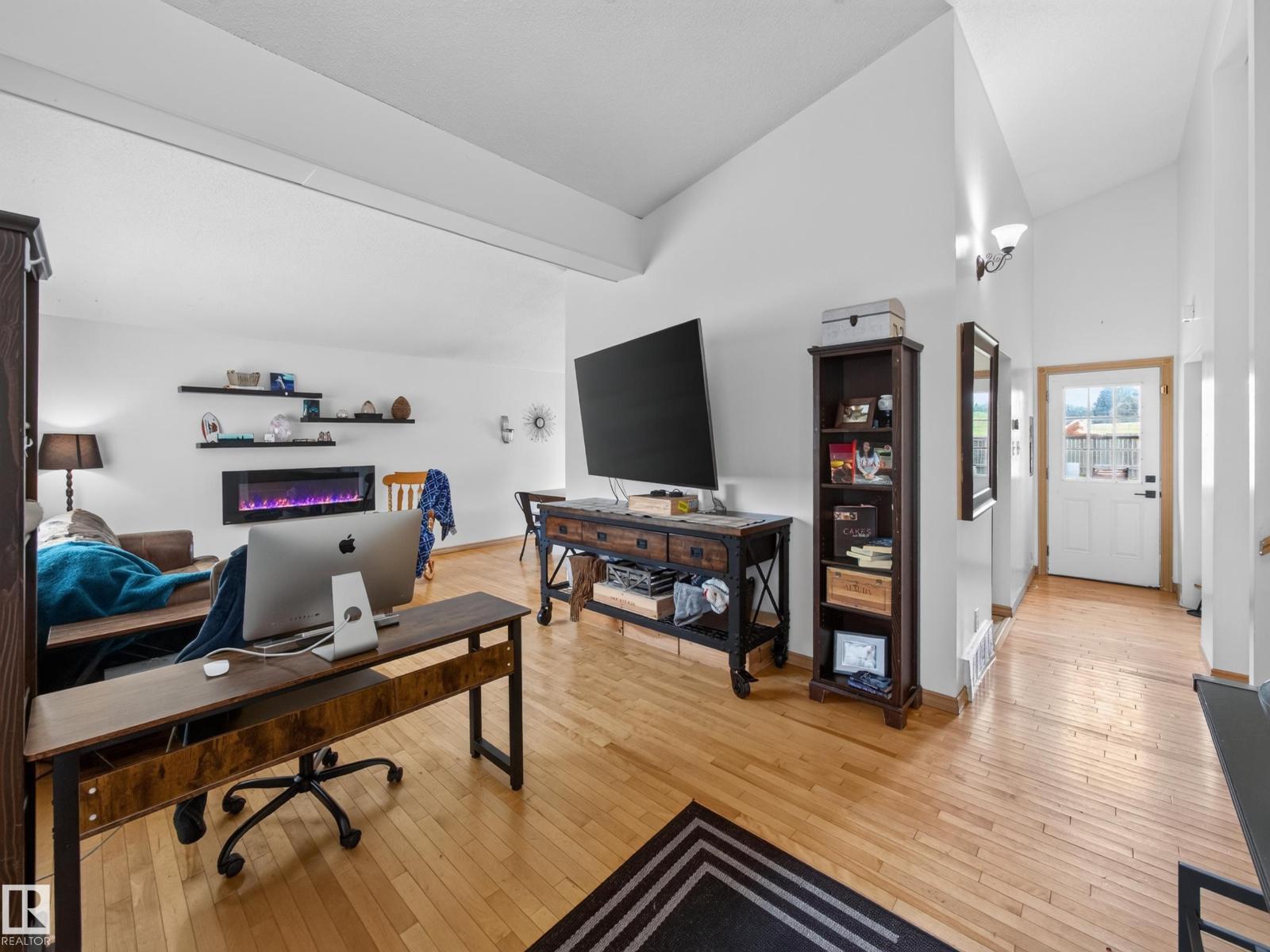 154 PINE ST - 11