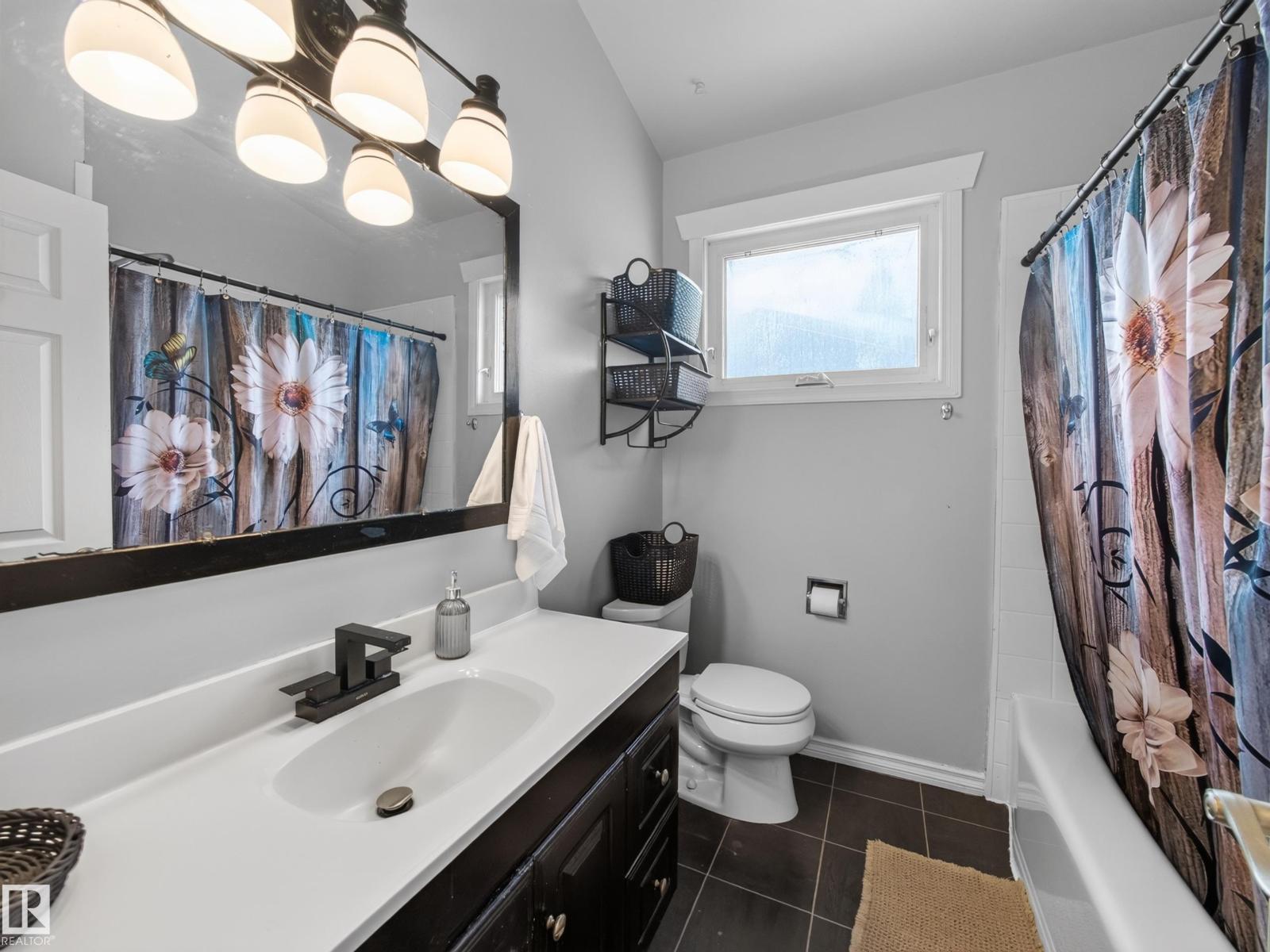 154 PINE ST - 27