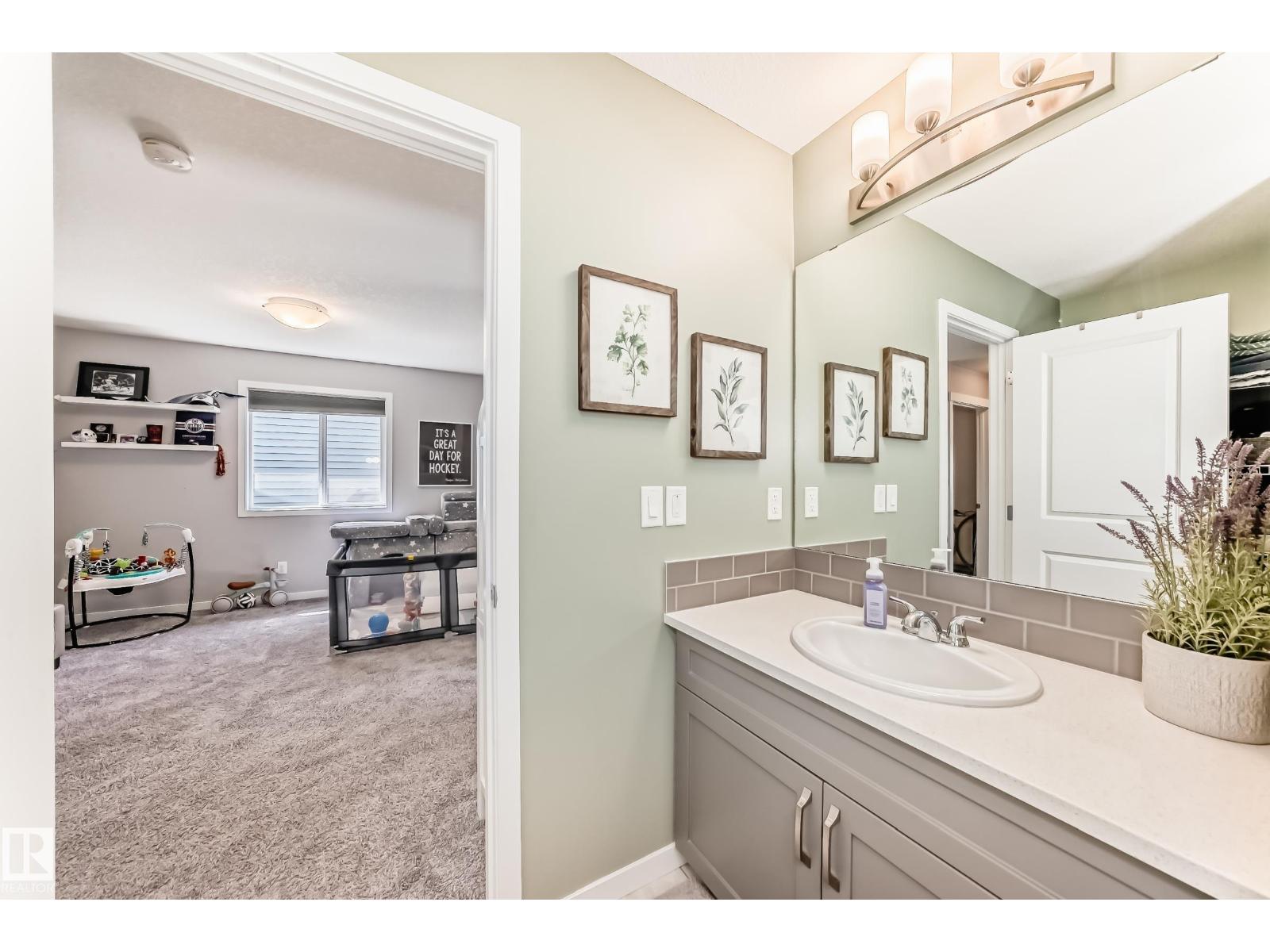17207 64 ST NW - 45