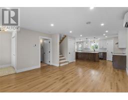 21 Devaughn Street thumbnail 4