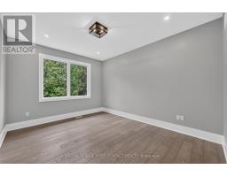 Upper - 933 7th Line, Innisfil, ON L9S4G1 Photo 12