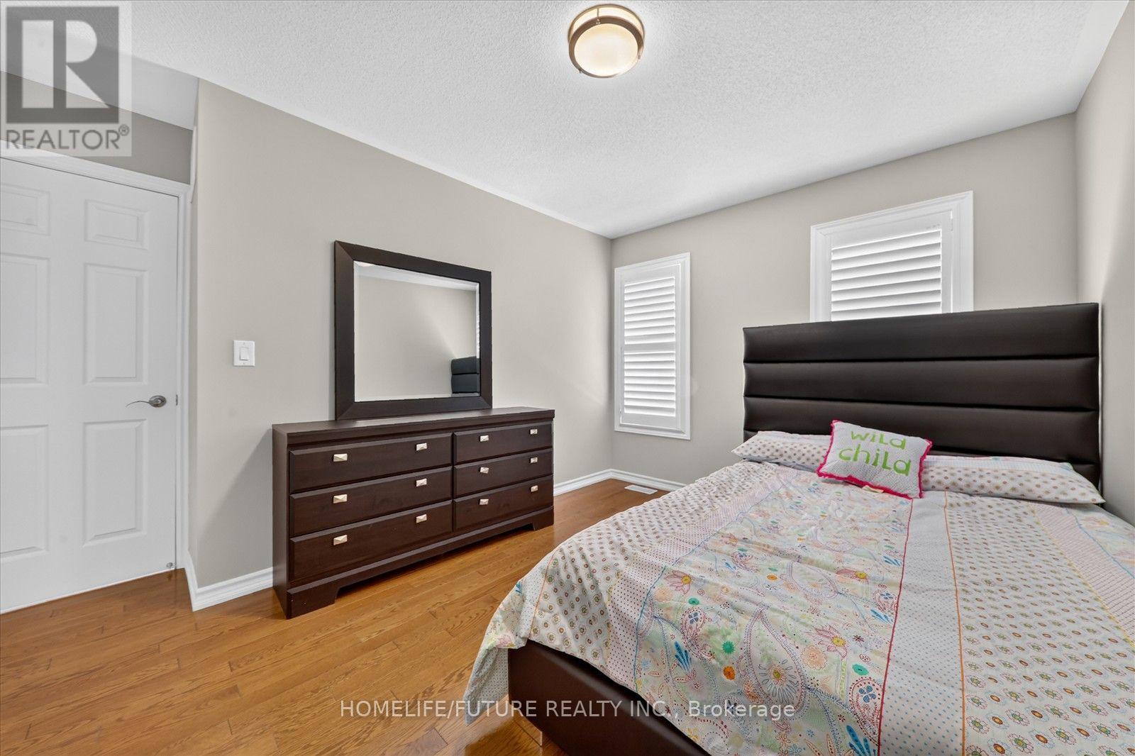 2 ASTRID TERRACE - 37