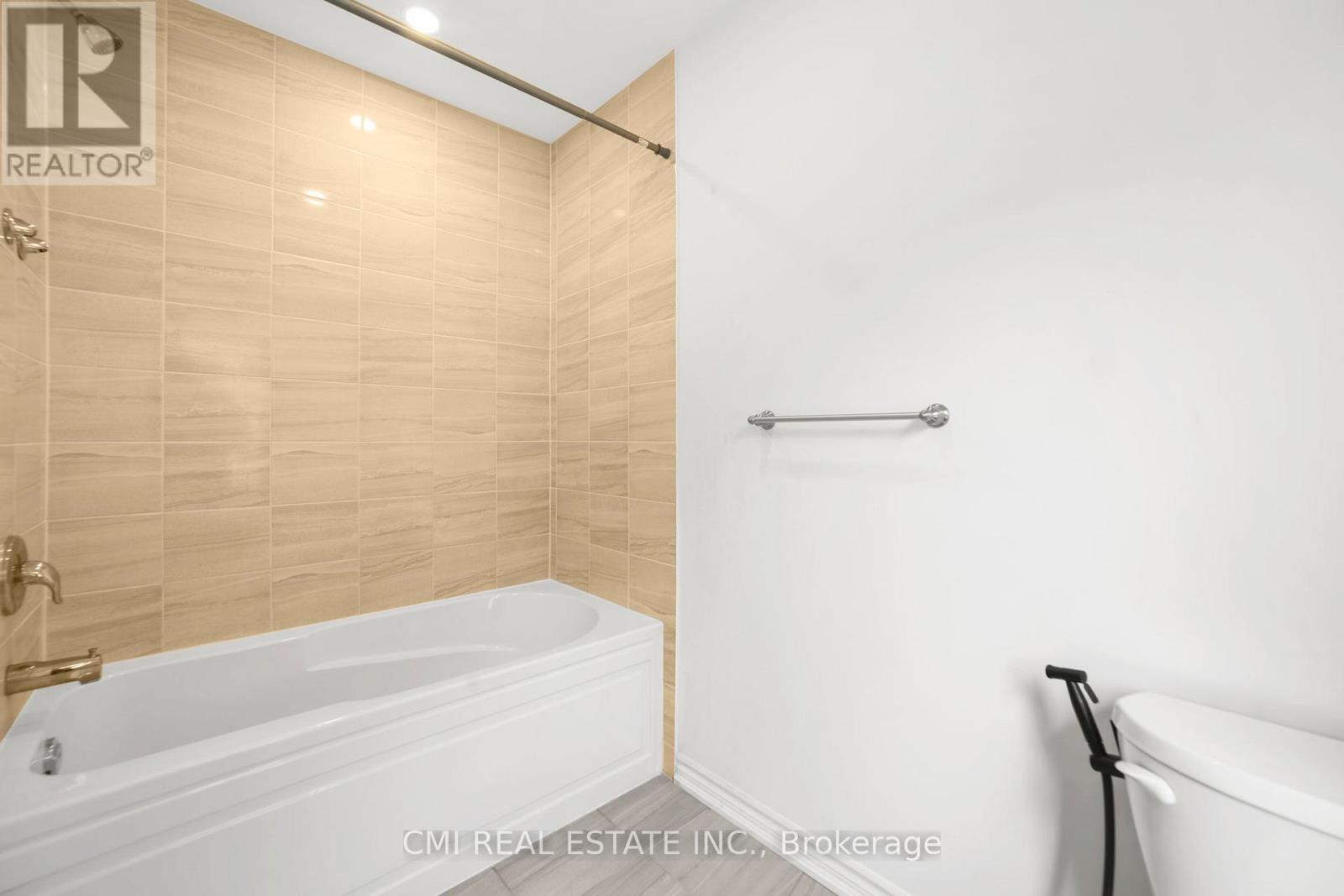 3205 MOSLEY STREET - 22