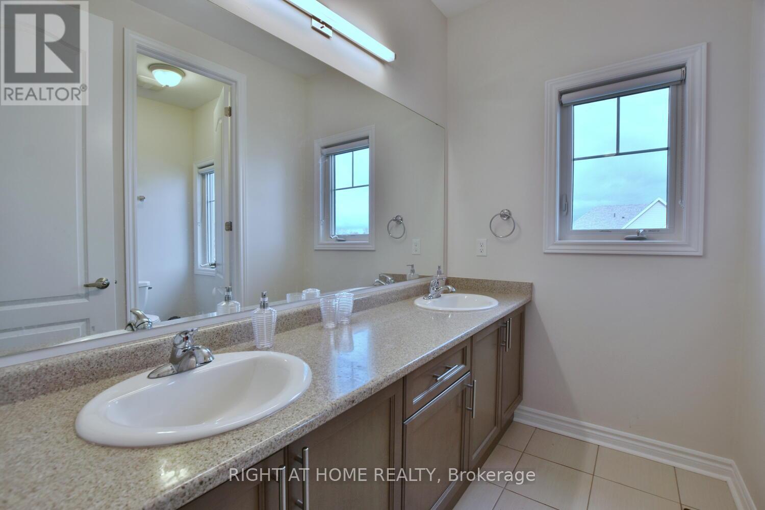 94 KIRBY AVENUE - 21