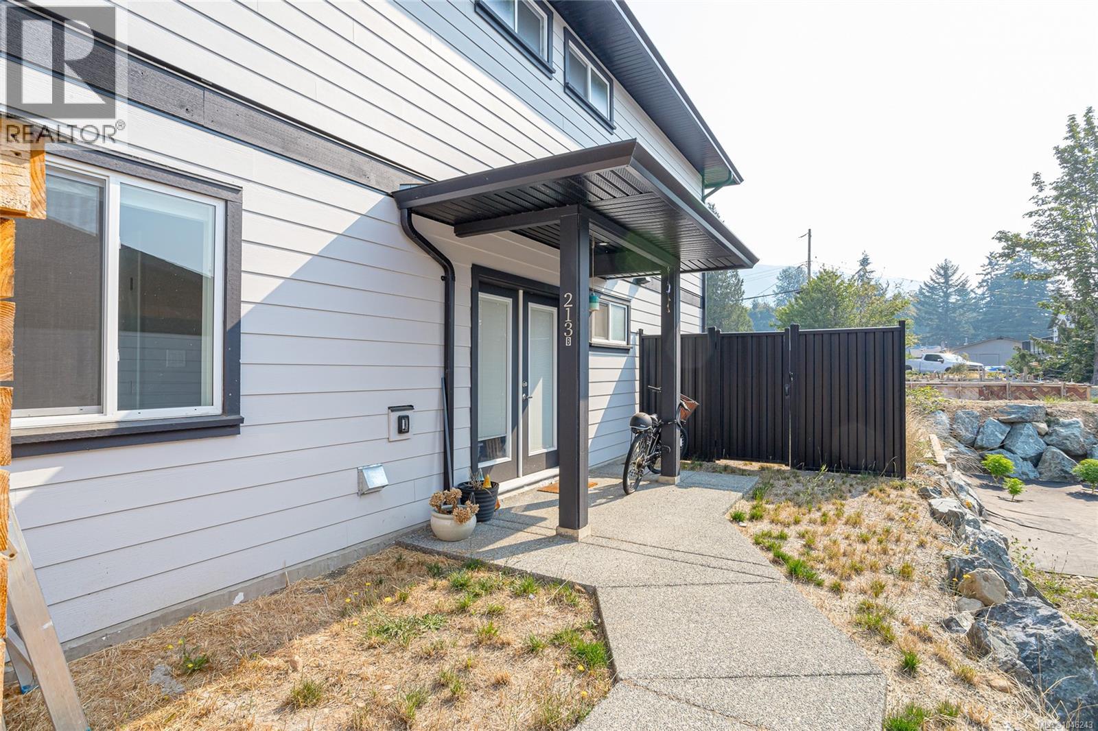 213 MacDonald Rd - Image 21