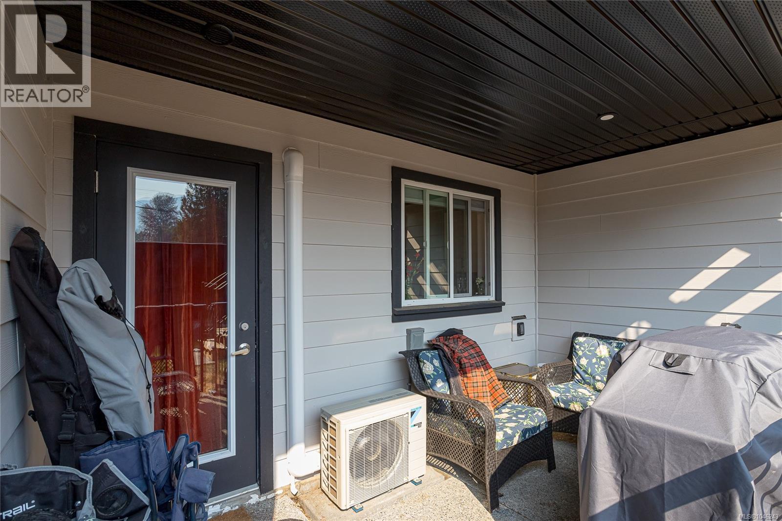 213 MacDonald Rd - 31