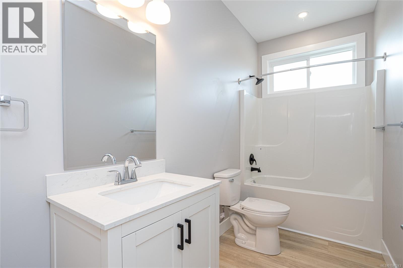213 MacDonald Rd - 20