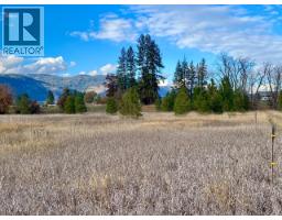 2338 Kettle River Drive, Grand Forks, BC V0H1H0 Photo 8