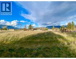 2338 Kettle River Drive, Grand Forks, BC V0H1H0 Photo 14