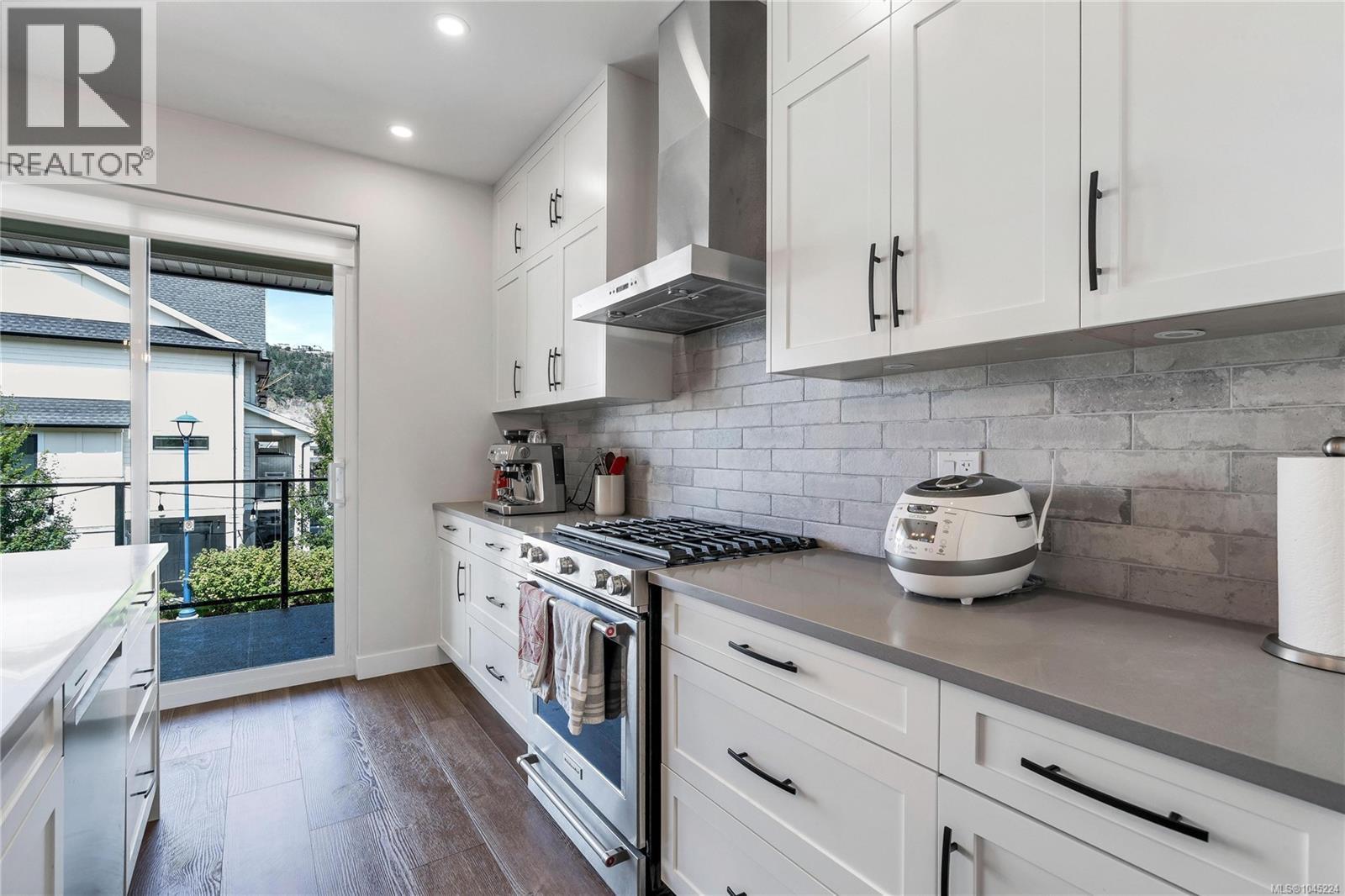 2995 Burlington Cres - 15