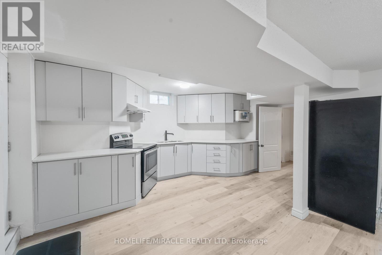 324 EDENBROOK HILL DRIVE - 28