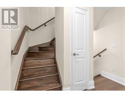 303 - 1150 Briar Hill Avenue, Toronto, ON M6B0A9 Photo 23