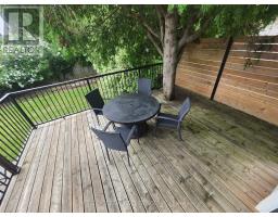 699 Castleguard Crescent, Burlington, ON L7N2W7 Photo 17