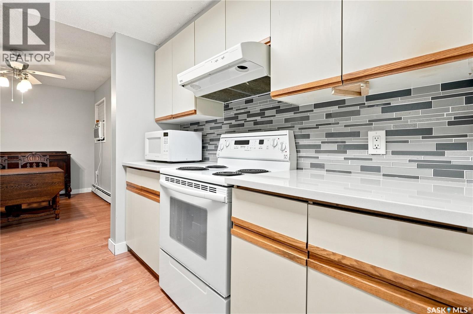 #119 3410 Park STREET - Image 17