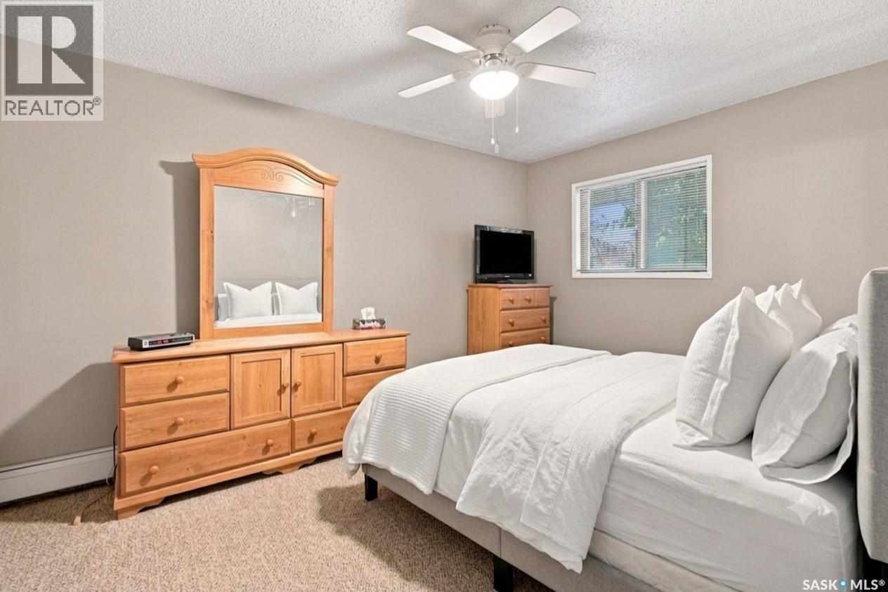 #119 3410 Park STREET - Image 24