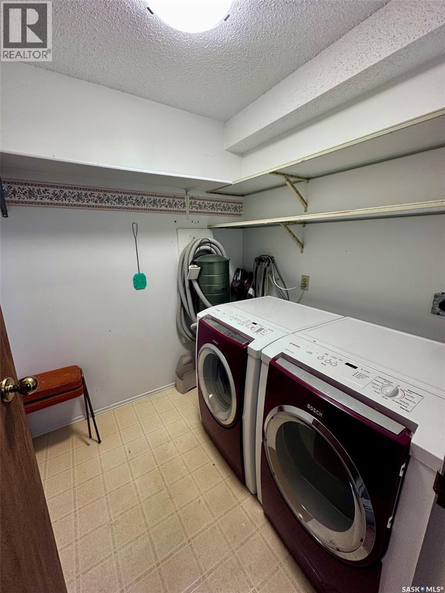 #119 3410 Park STREET - Image 29