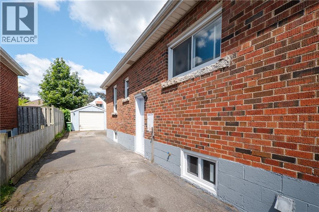 150 BELAND Avenue S - 24