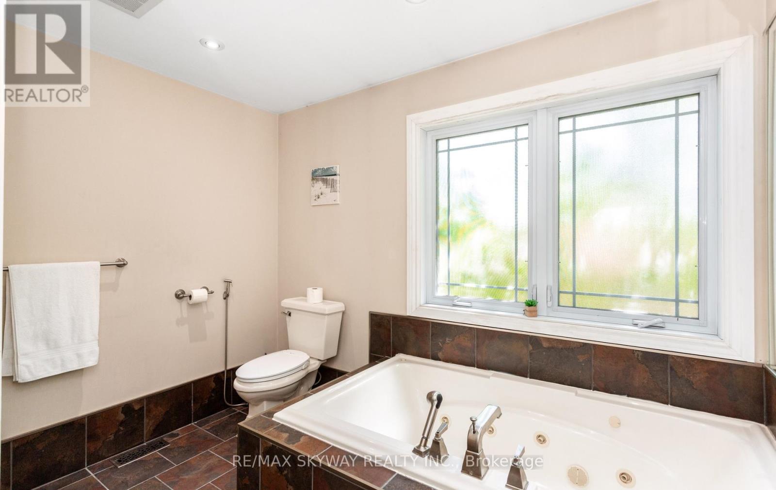 8046 BEAVERDAMS ROAD - 29