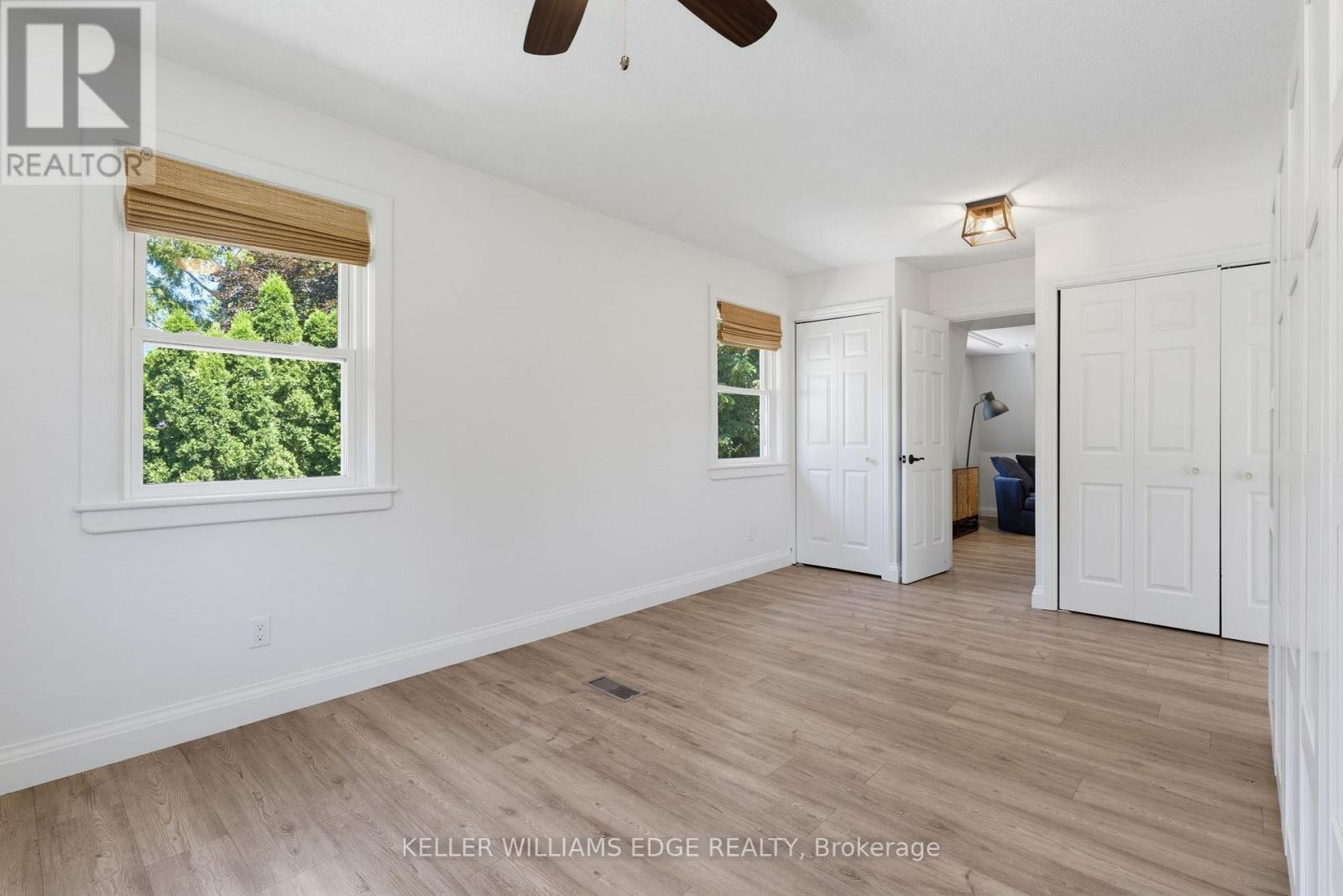 21 KERMAN AVENUE - 32