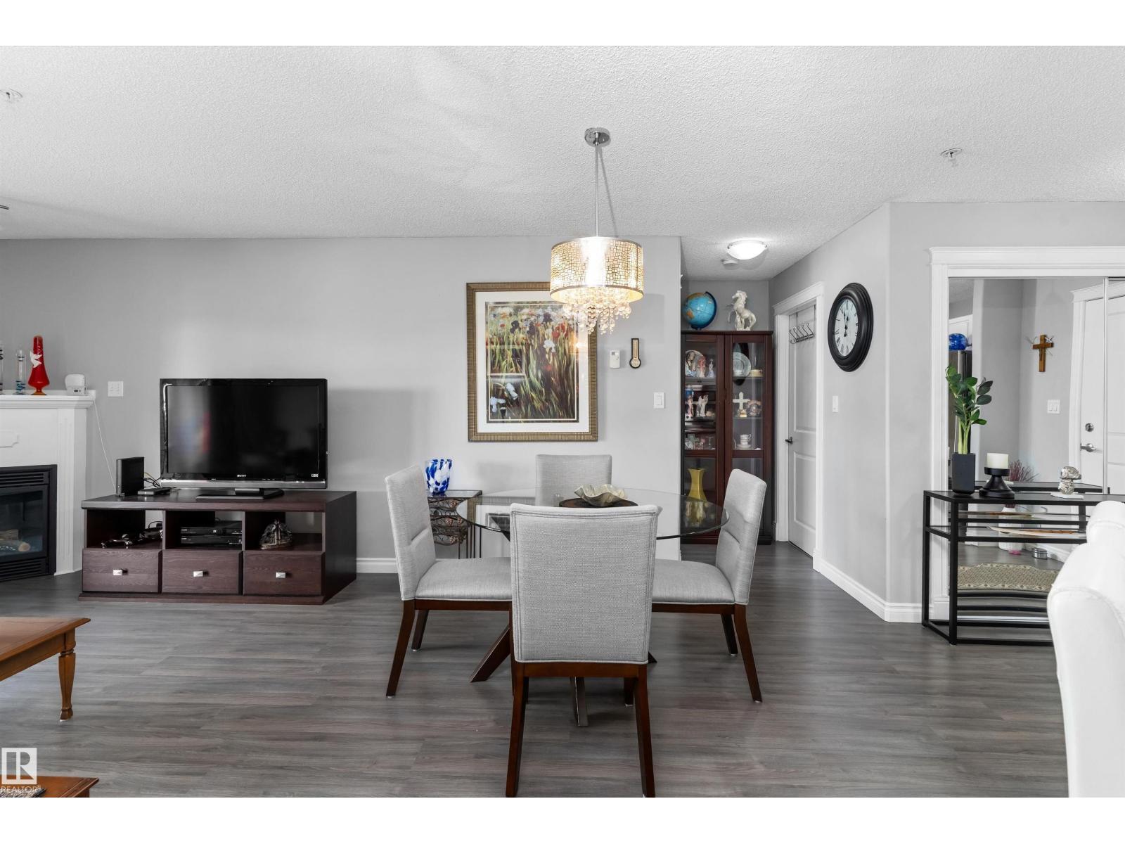 #305A 6 SPRUCE RIDGE DR - 11