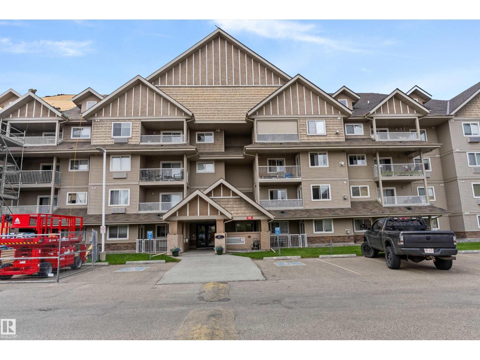 #305A 6 SPRUCE RIDGE DR - 3