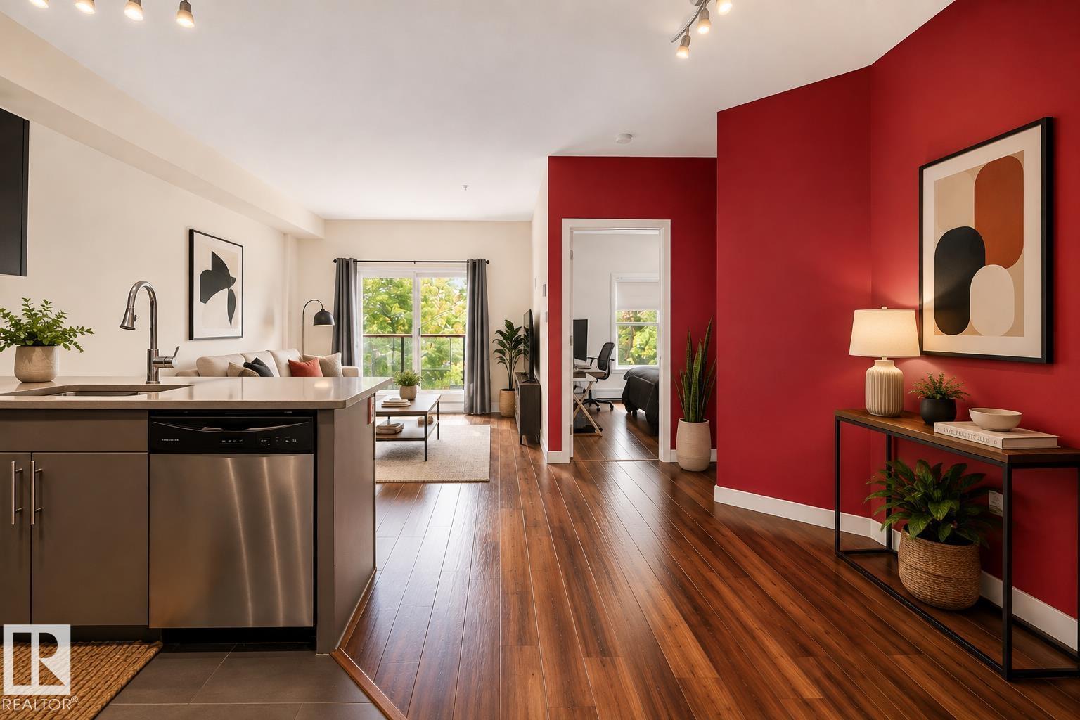#303 10611 117 ST NW - 11