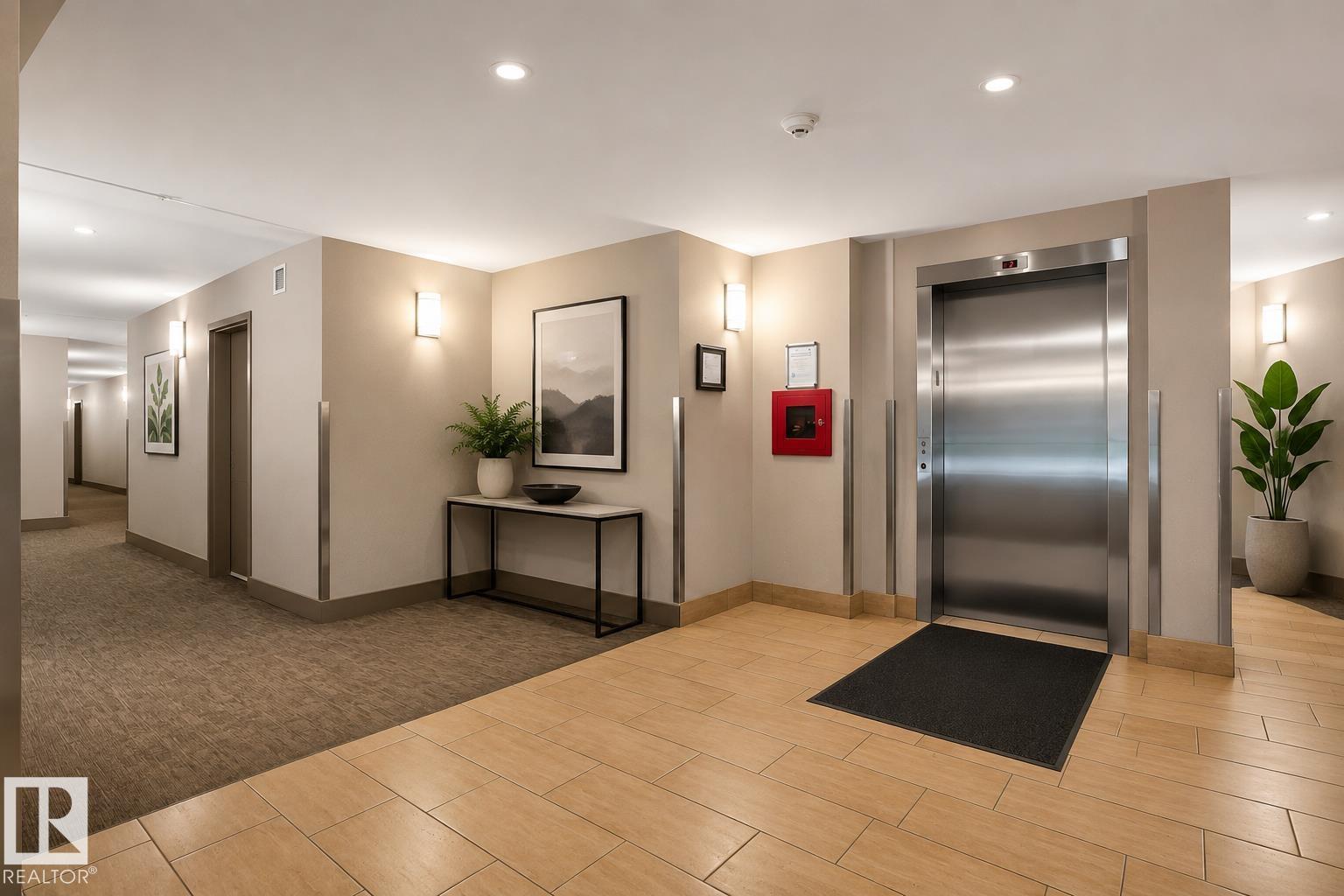 #303 10611 117 ST NW - 22