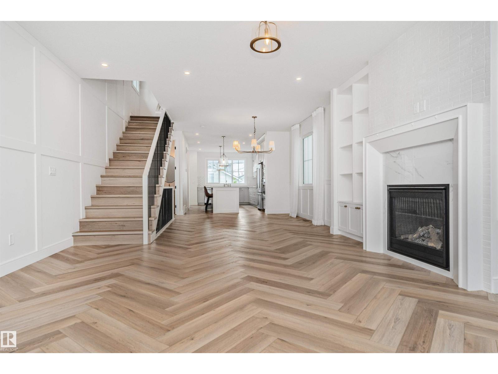 10439 144 ST NW - Image 35