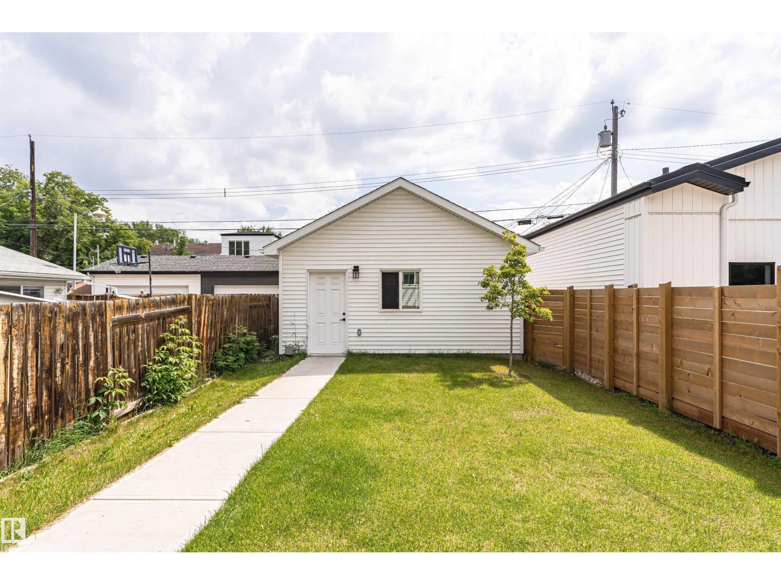 10439 144 ST NW - Image 69