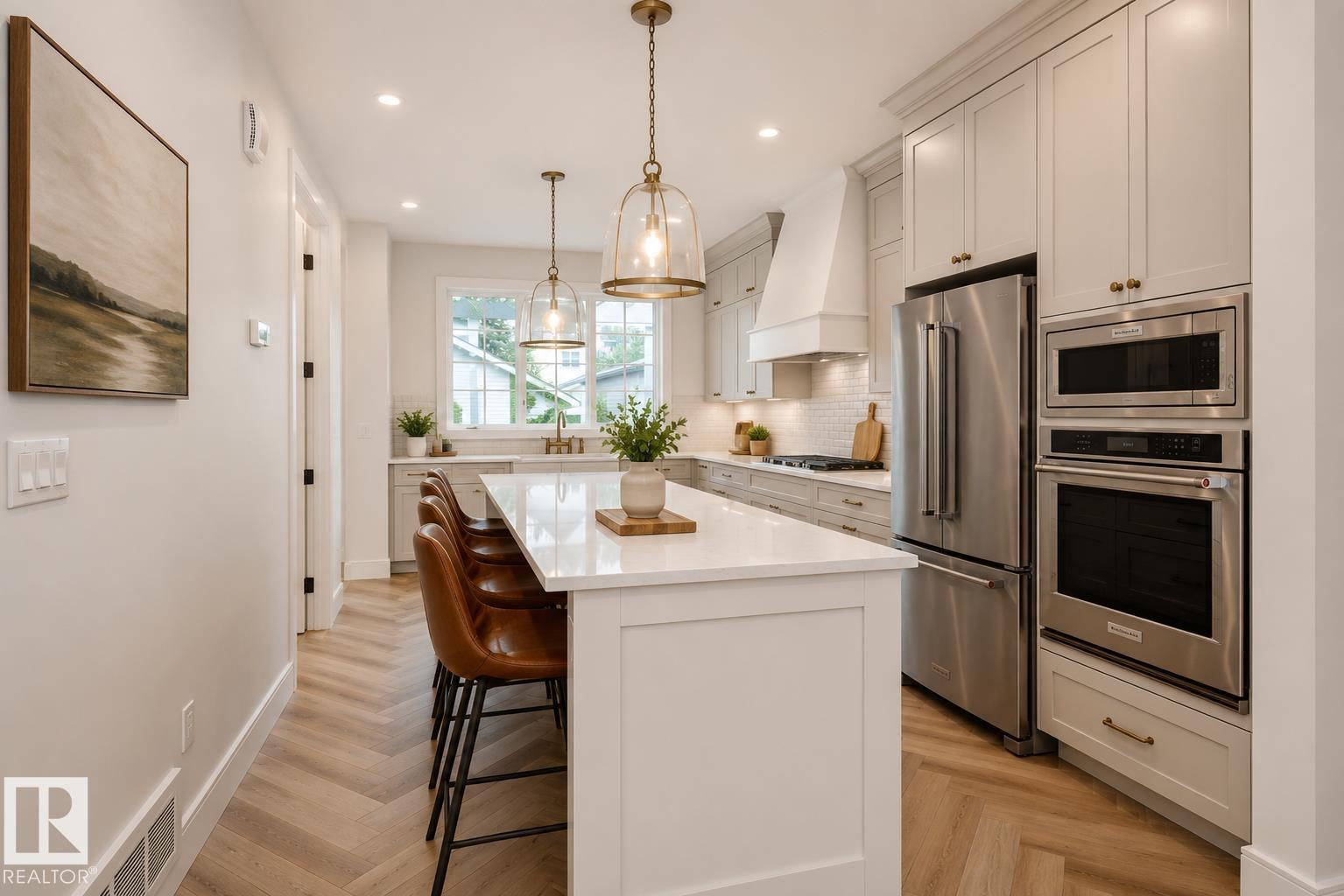 10439 144 ST NW - 8