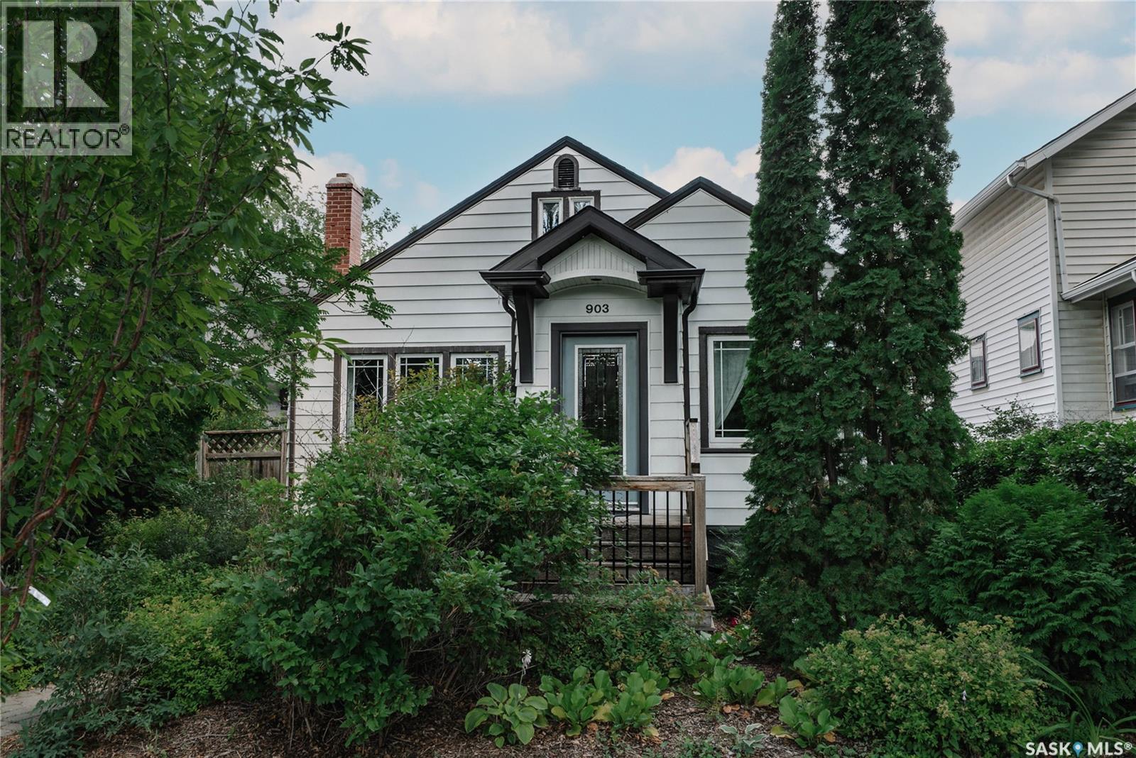 903 10th STREET E - 1