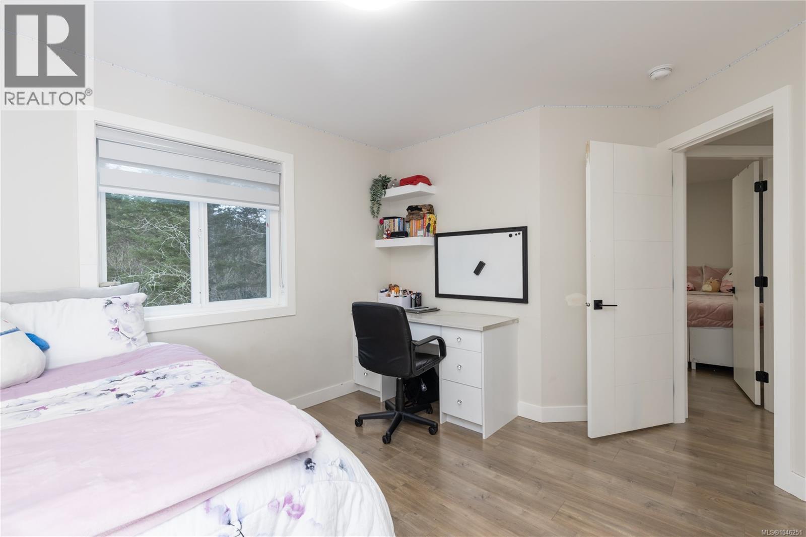 1636 Roberta Rd S - 22