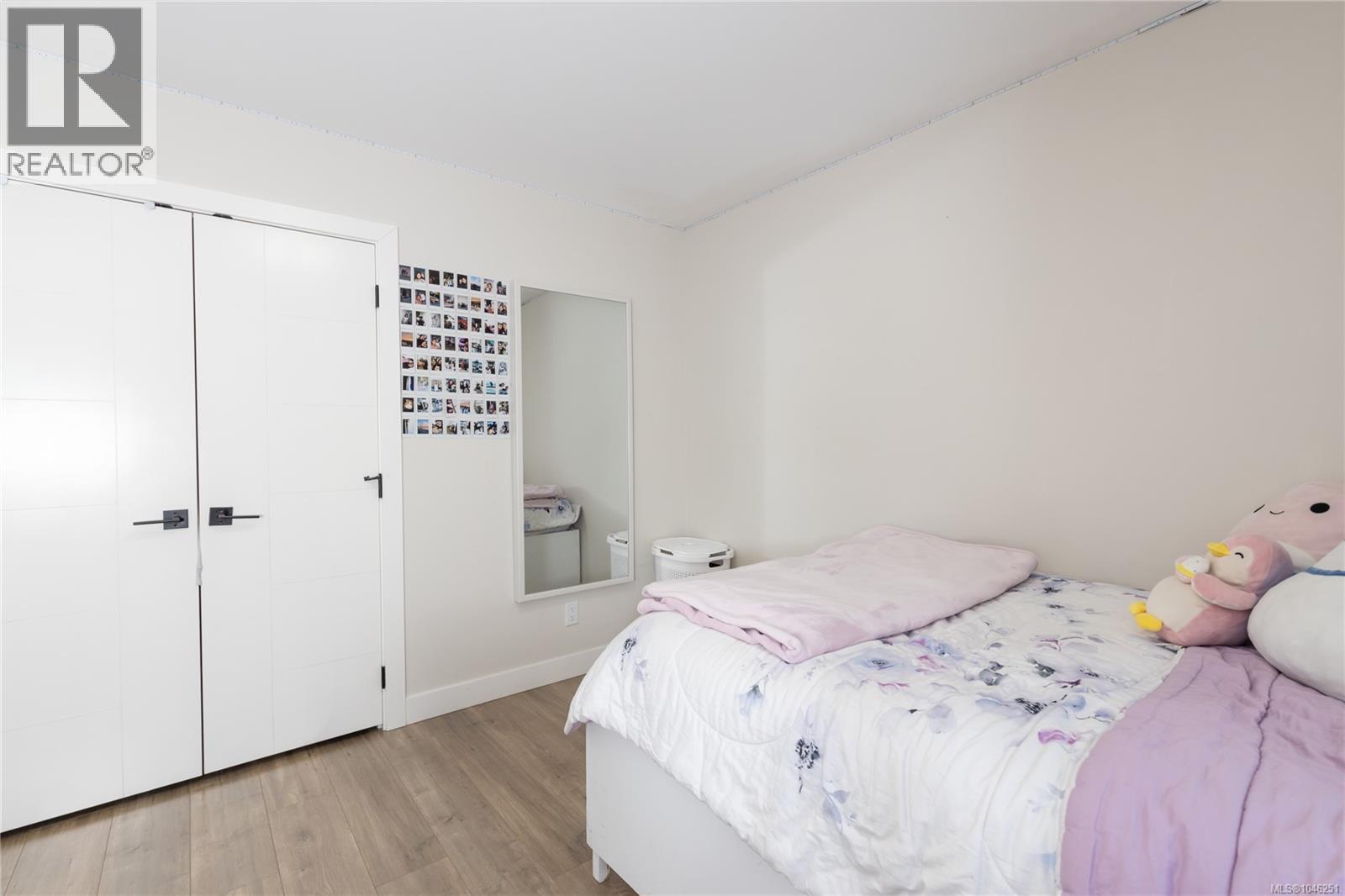 1636 Roberta Rd S - 23