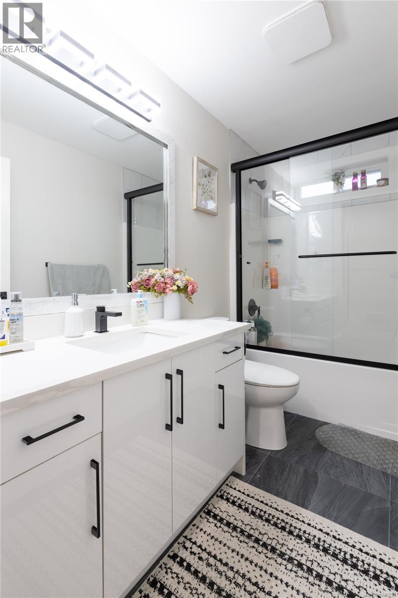 1636 Roberta Rd S - 27