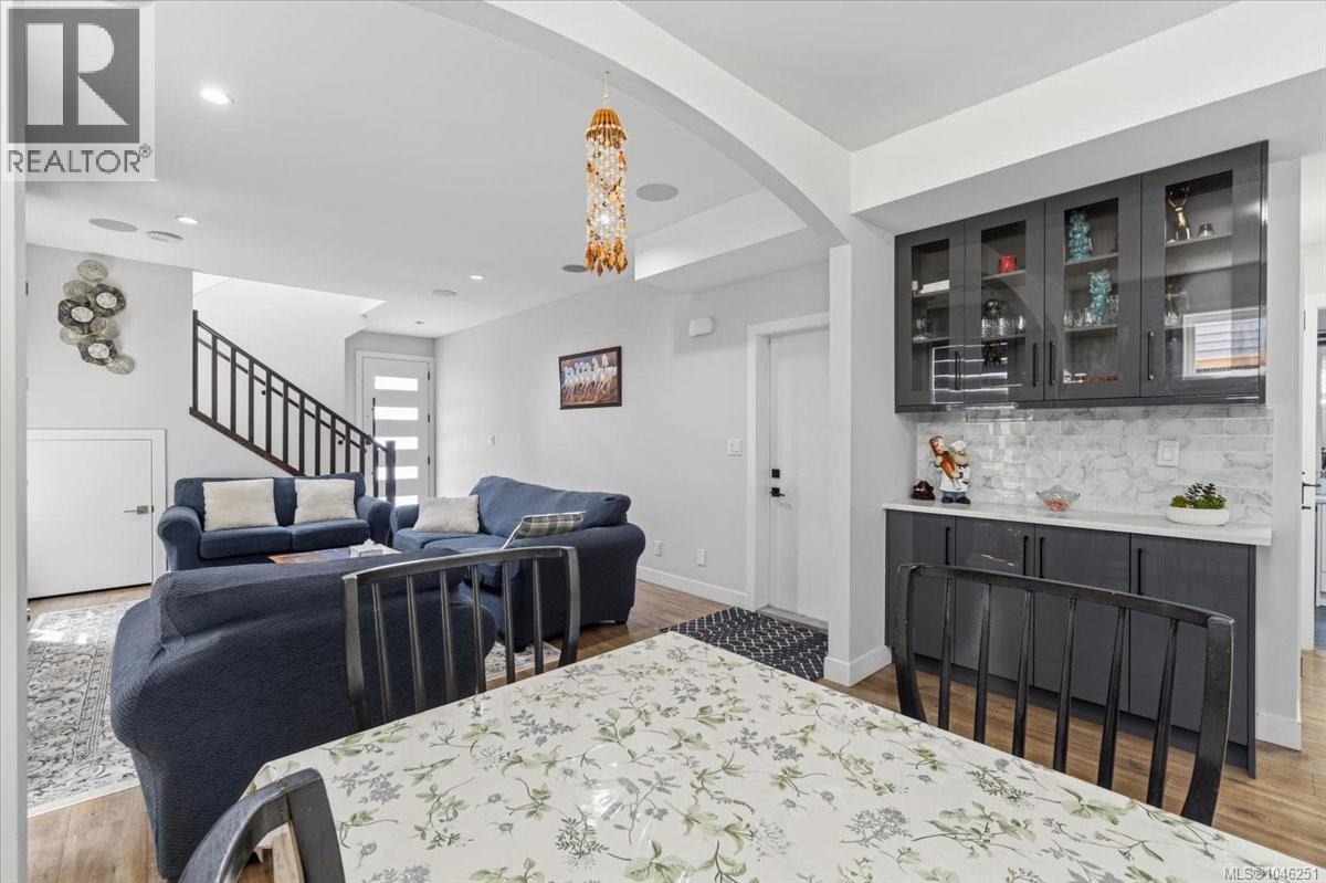 1636 Roberta Rd S - 11
