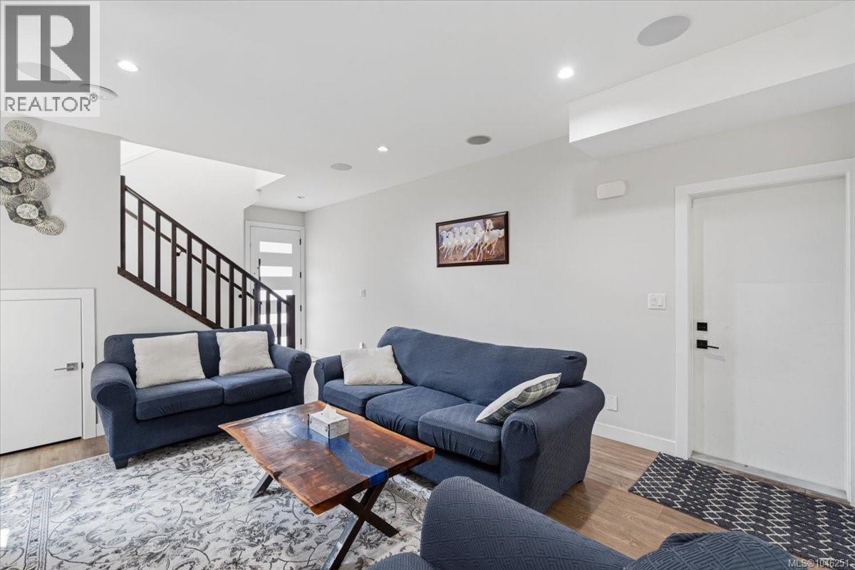 1636 Roberta Rd S - 10