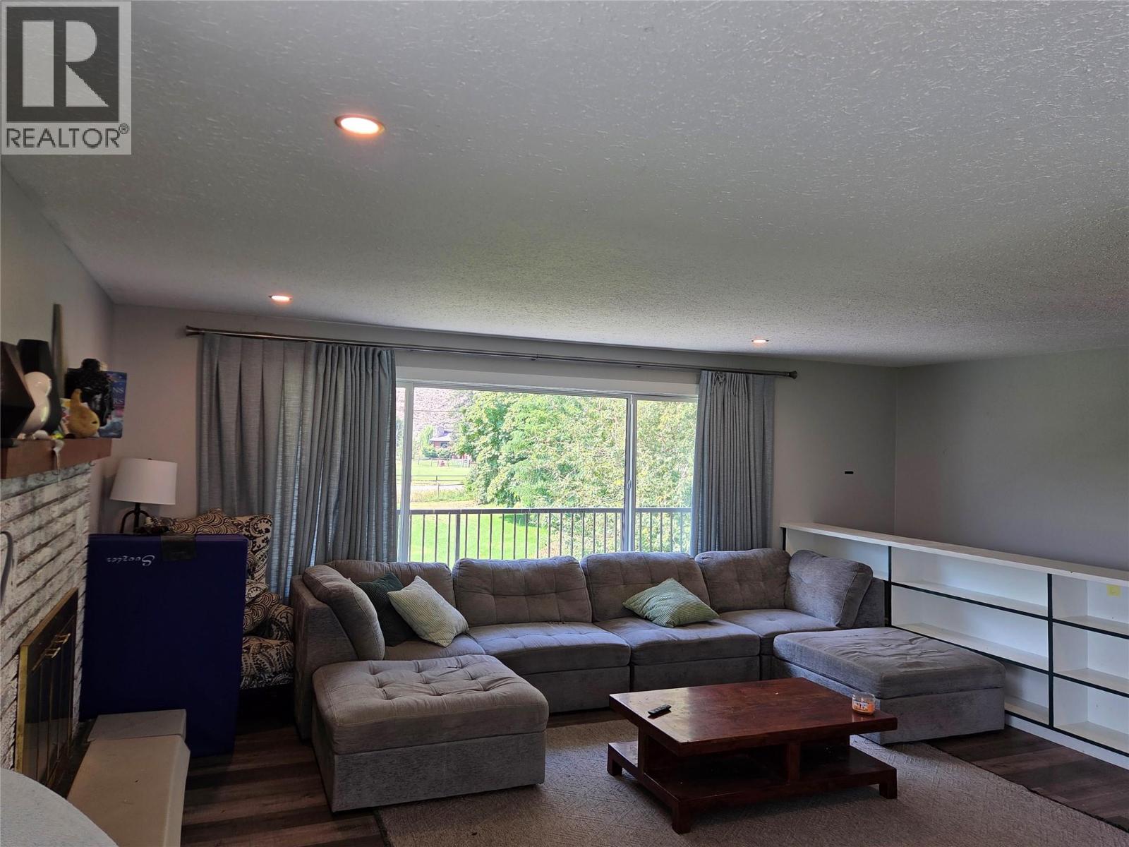 128 Ashnola Road - 21
