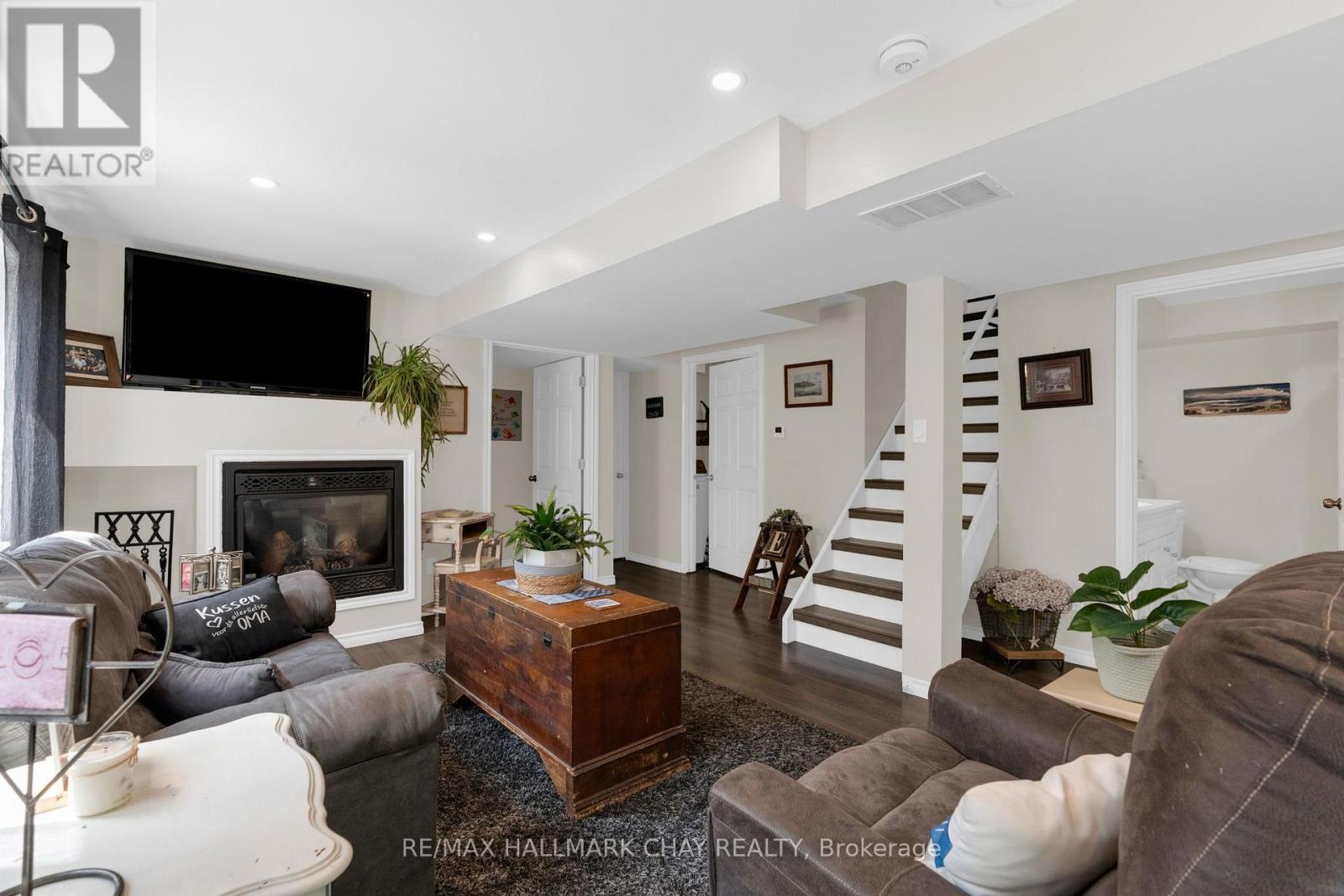 4193 HOGBACK ROAD - Image 20
