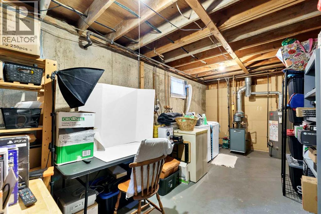662 662664 1 Street Southwest - Photo 19