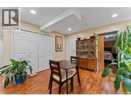 20445 Thorne Avenue, Maple Ridge, BC V2X8V1 Photo 11