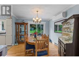 7 Tamarack Street thumbnail 7