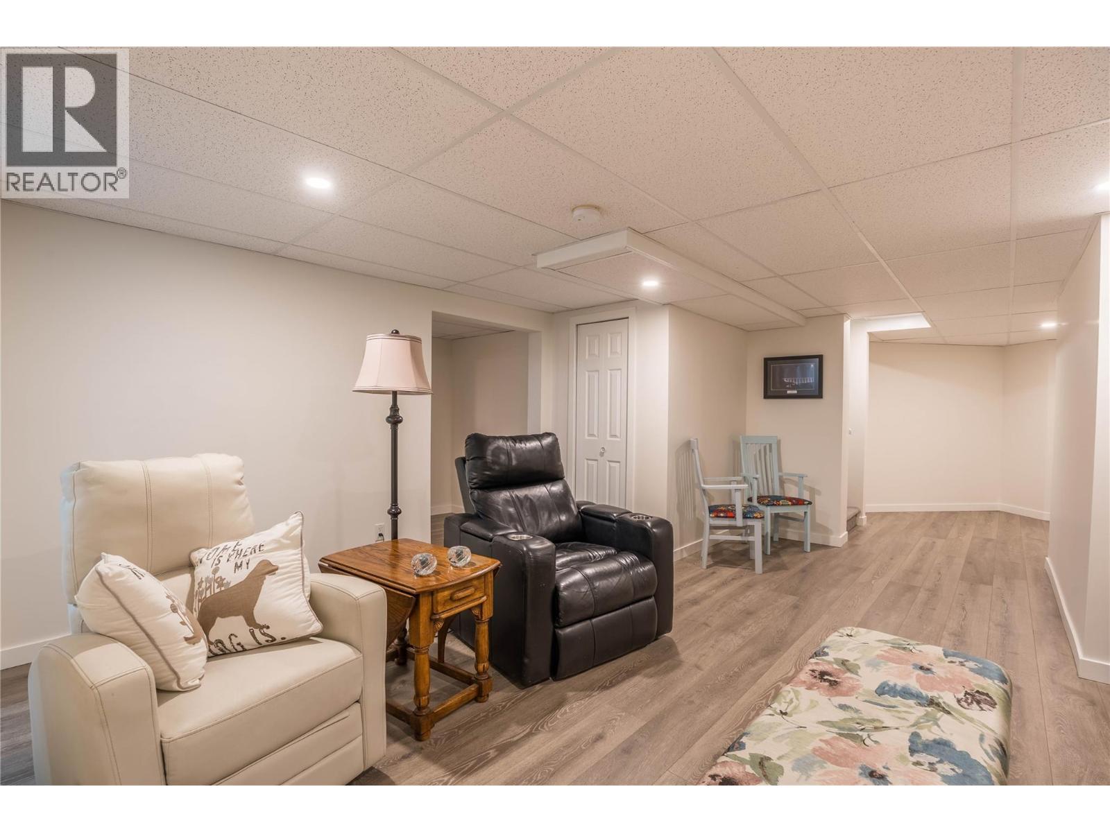 10505 Elliot Street Unit# 1, Summerland
