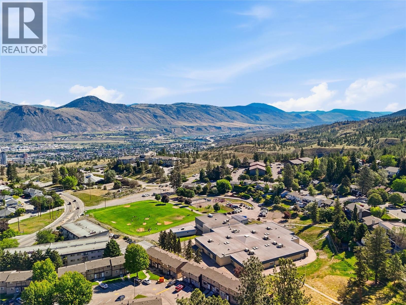 #8 1605 SUMMIT Drive - 41