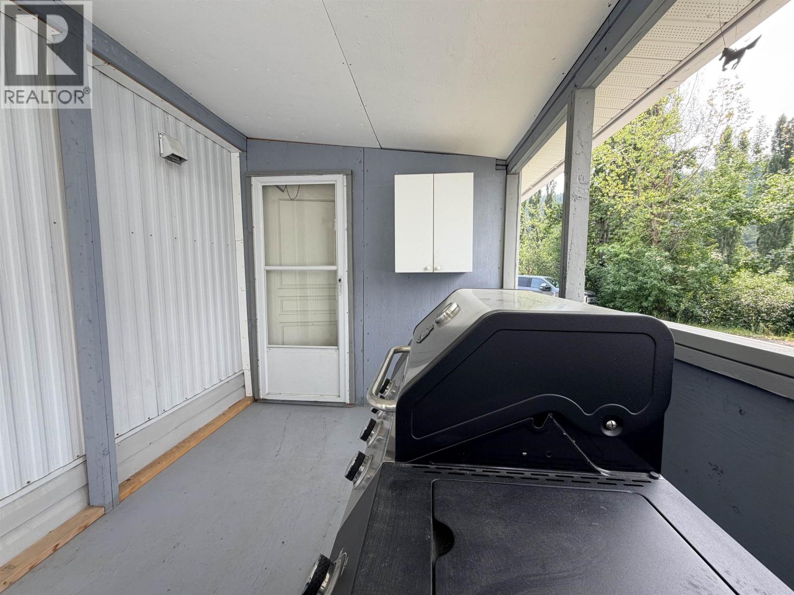 #10 2155 COMMODORE CRESCENT - 30