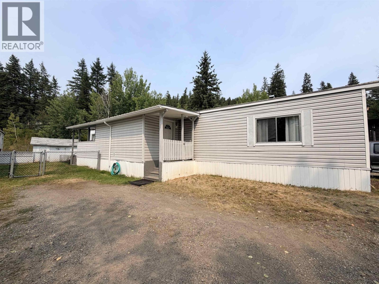 #10 2155 COMMODORE CRESCENT - 33