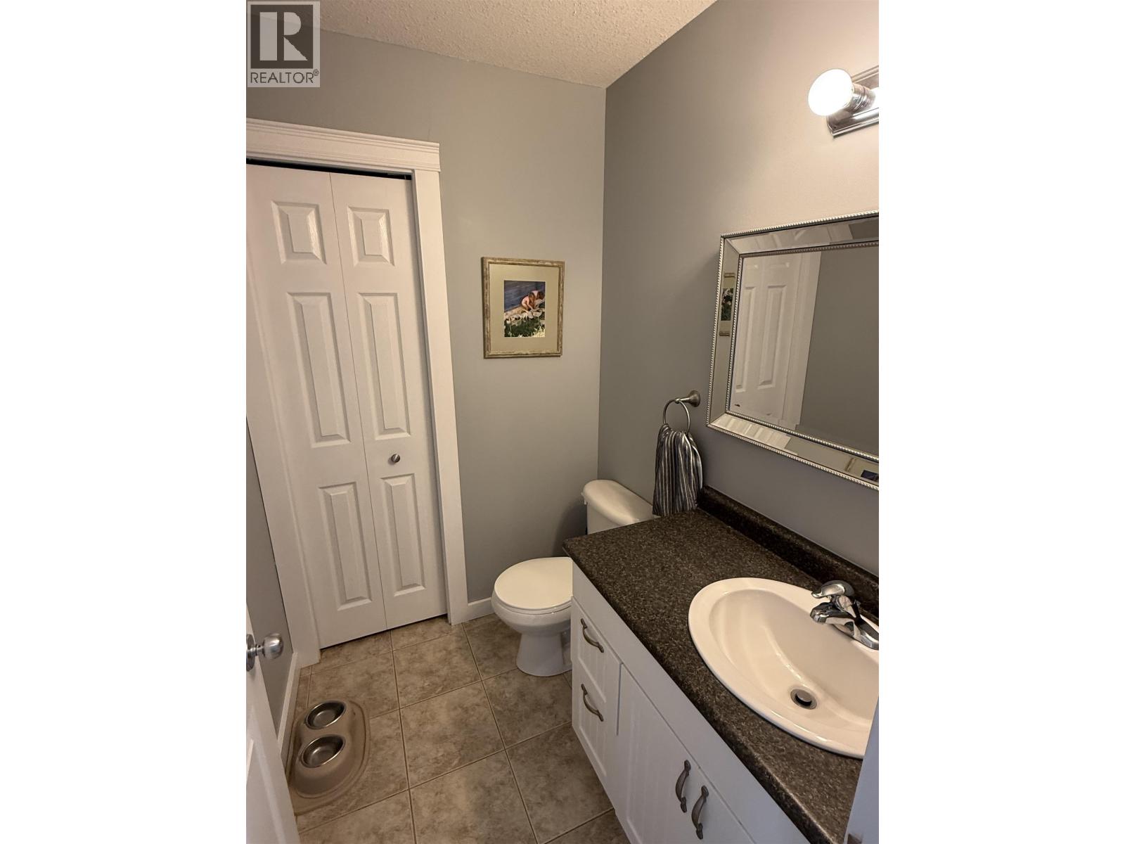 10008 112 AVENUE - 10