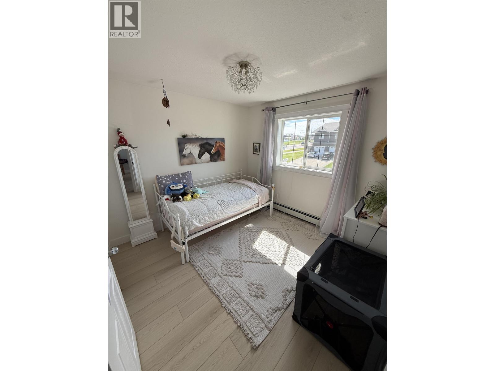 10008 112 AVENUE - 16